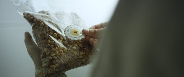 Fødevarepakning i Becher Madsen Service